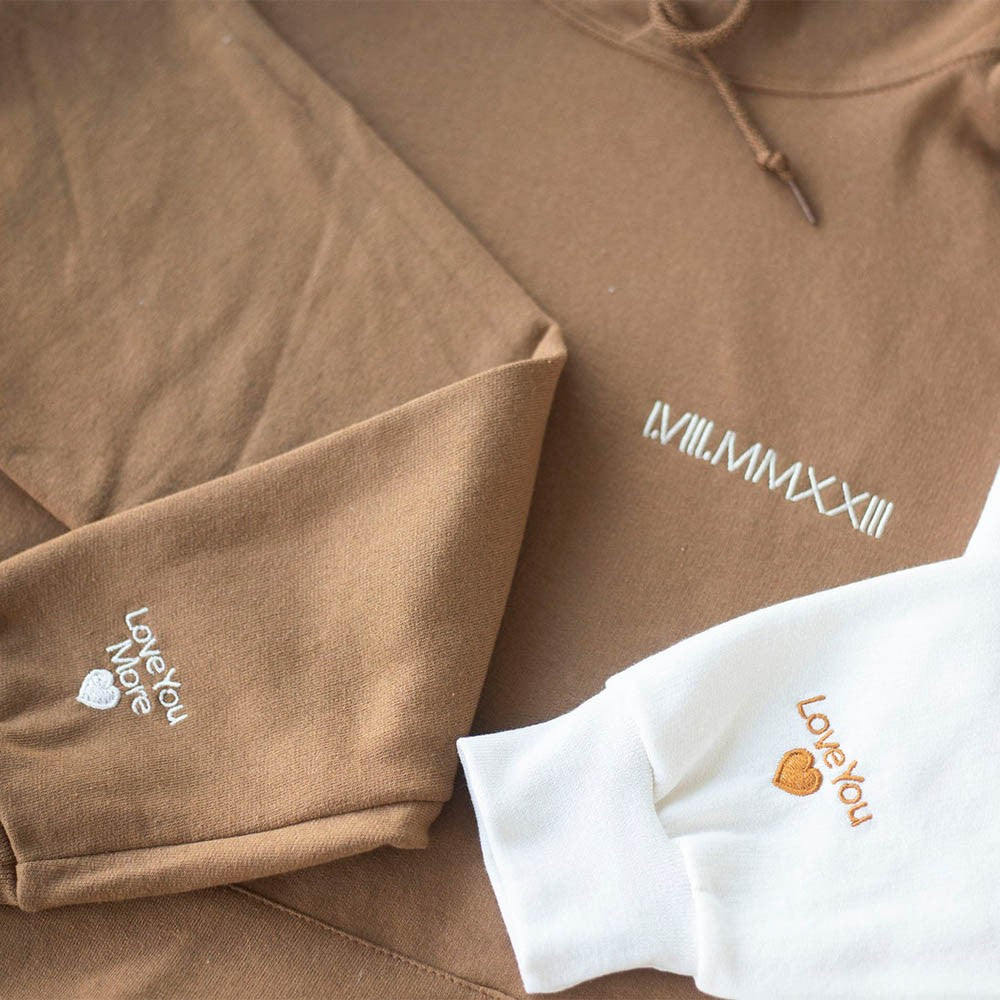 Sudadera con capucha a juego con números romanos bordados personalizados, regalos para parejas del Día de San Valentín