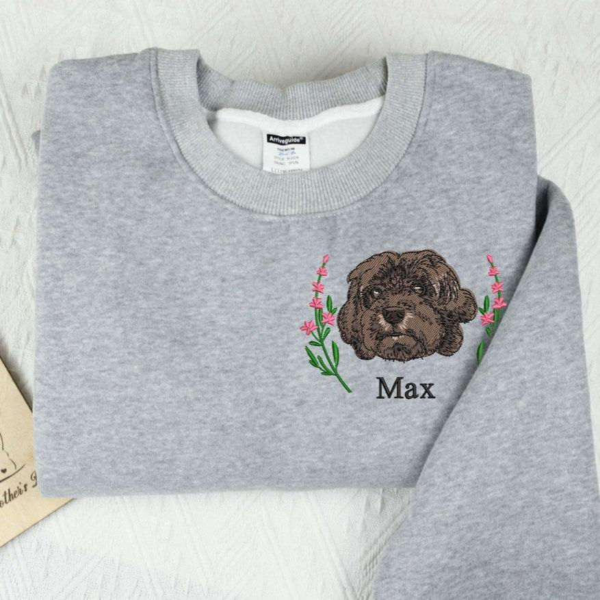 Personalisiertes besticktes Sweatshirt mit Haustiergesicht und Namen für Tierliebhaber