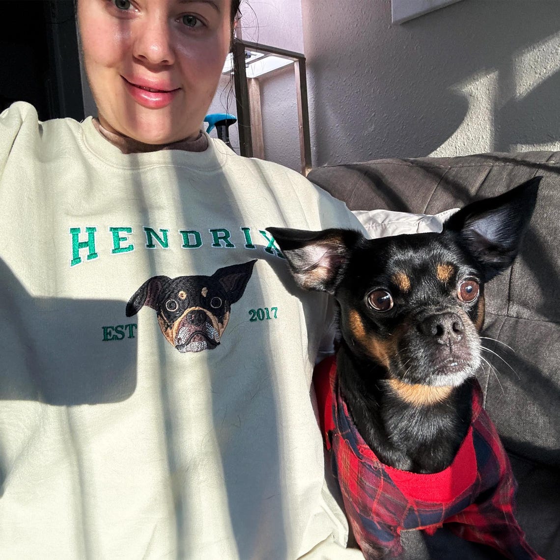 Cara de mascota bordada personalizada y nombre de mascota sudadera retrato de perro bordado cuello redondo regalo amante de las mascotas