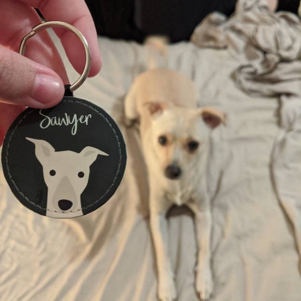 Personalized Leather Dog Keychain Gift for Pet Lovers