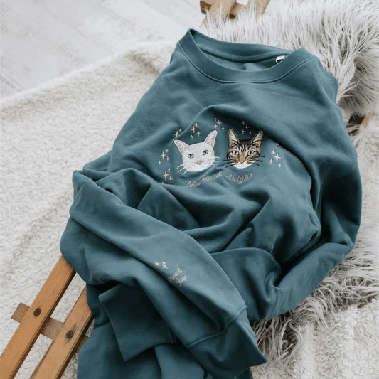 Personalisiertes Sweatshirt mit besticktem Haustiergesicht und Namen für Tierliebhaber