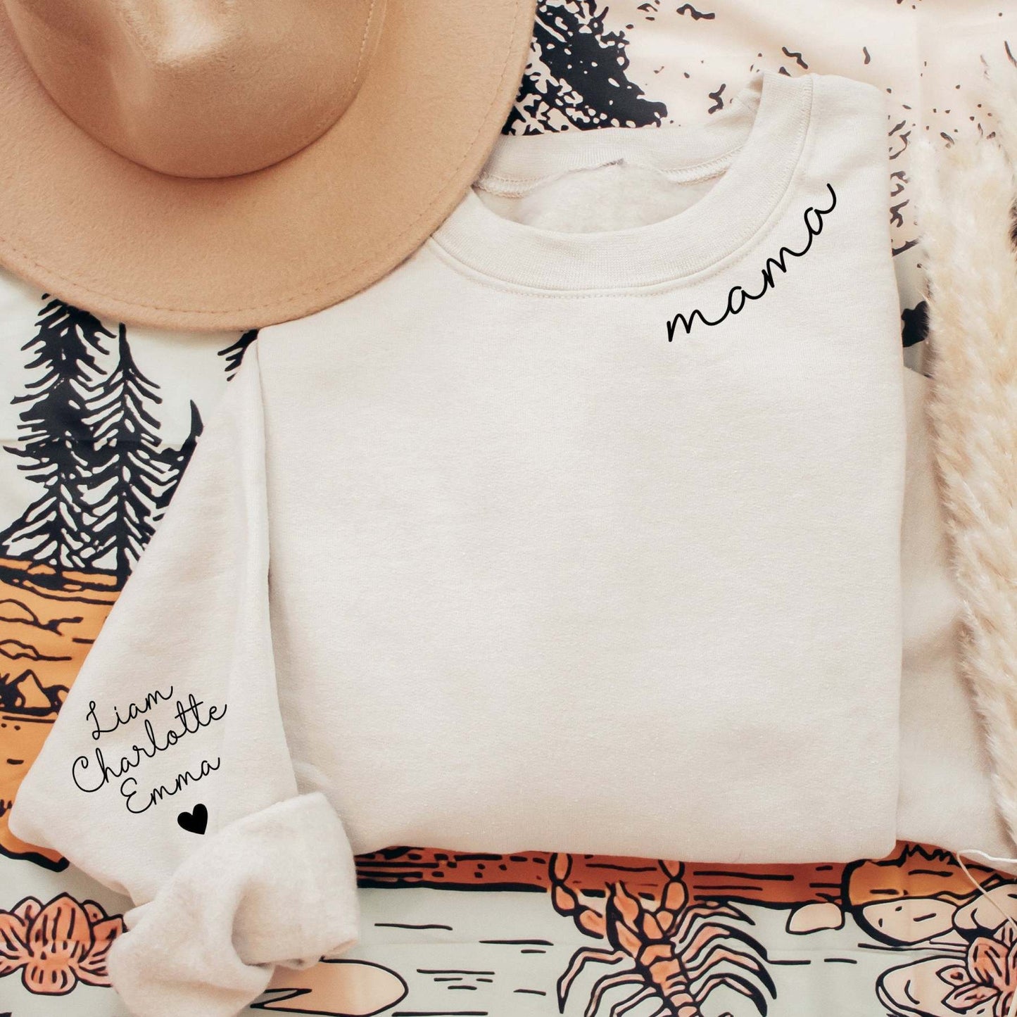 Personalisiertes Mama-Sweatshirt mit individuellem Namen auf dem Ärmel zum Muttertag